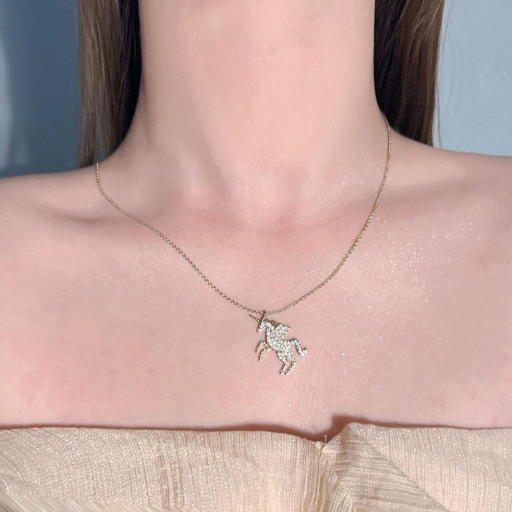 Простой темперамент Золотое колье-бини женское