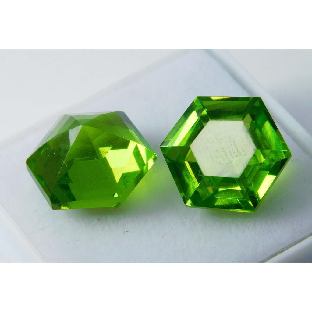 Natural 17.58 Ct Loose Gemstones Peridot Green Fancy Cut Pair