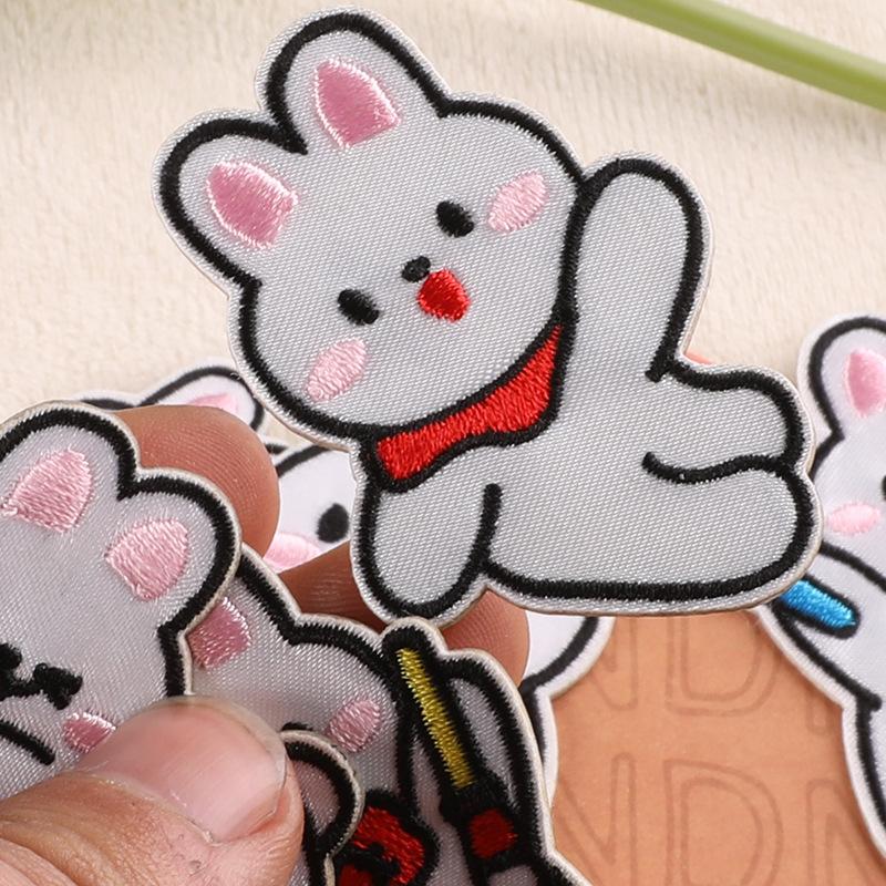 Вышитая этикетка с изображением мультяшного кролика, обучающего значка, аксессуаров для одежды, нашивки, самоклеящиеся, цельные, вышитые, тканевые наклейки