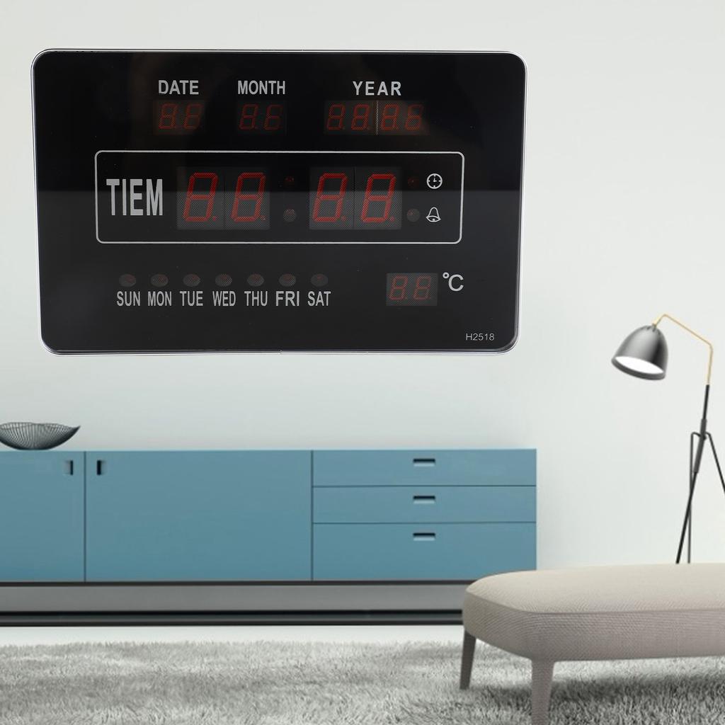 Многофункциональные электронные цифровые часы с календарем, временем, температурой и дисплеем