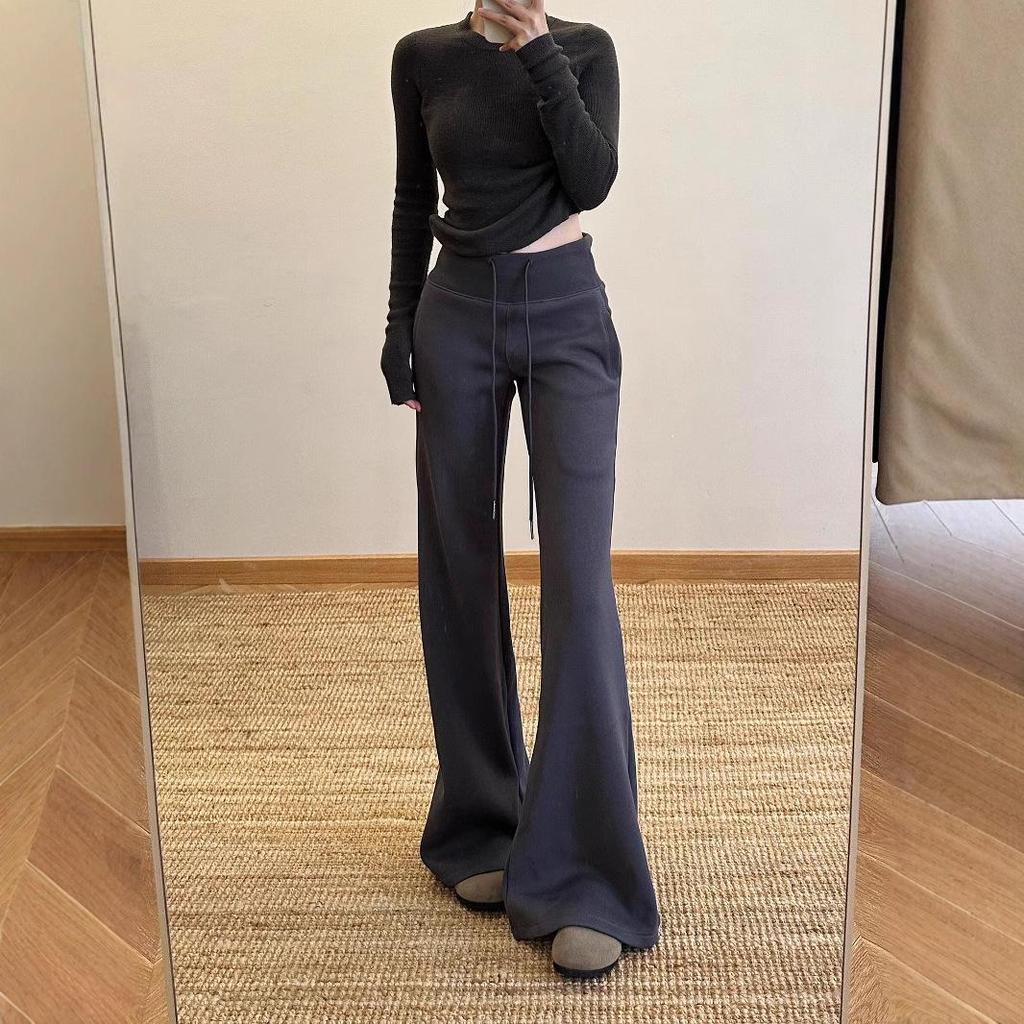 Women's Slim-Fit Pink Micro-Flared Yoga Pants - Versatile, Floor-Length Design