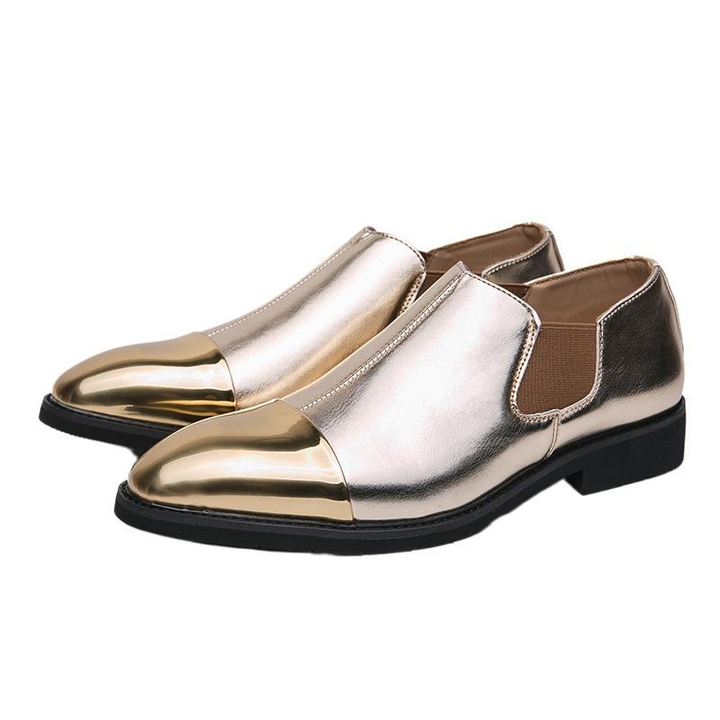 Модные челси с острым носком на низком каблуке, весенне-осенние облегающие золотые кожаные туфли на одной педали, ленивые туфли большого размера