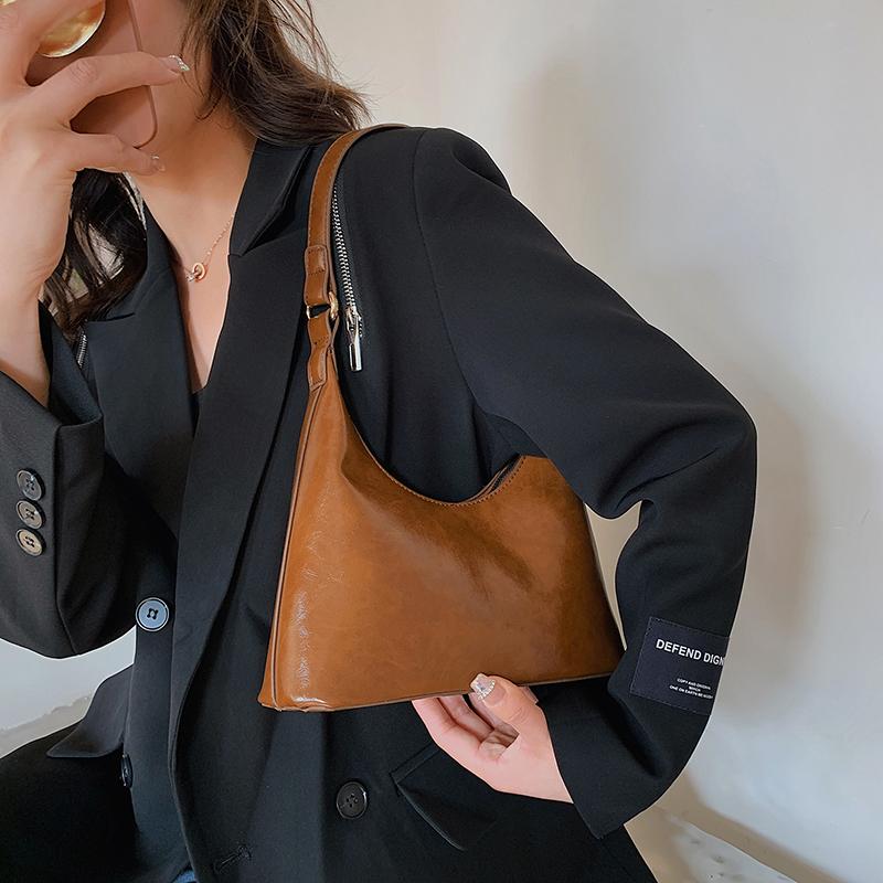 Винтажная женская сумка через плечо из искусственной кожи, трендовые зеленые сумки через подмышки для женщин, минималистичная роскошная дизайнерская маленькая сумочка