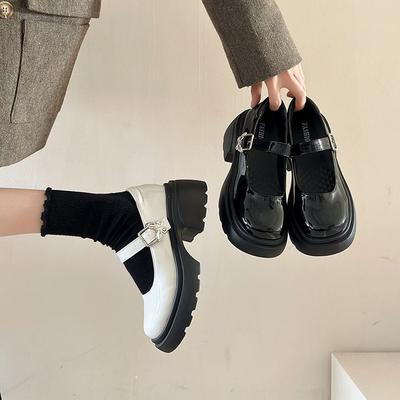 Туфли Мэри Джейн на платформе Женские 2025 Новые Универсальные с бантом на толстом каблуке Колледж Британский стиль Одинарные туфли Высокий каблук Маленькие кожаные туфли