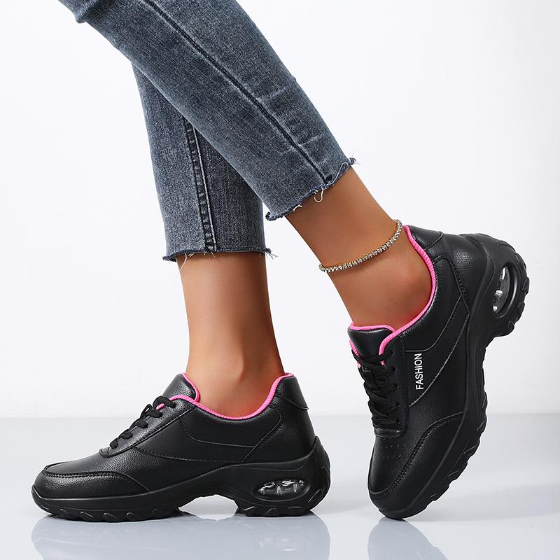 Женские кроссовки Повседневная обувь для школьников и студентов Легкие кроссовки для девочек Большие размеры Женские кроссовки на танкетке
