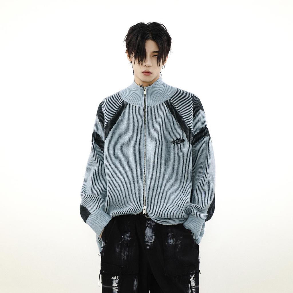 Американский ретро полосатый кардиган с высоким воротником для мужчин - Контрастный цвет, вязаный дизайн, и идеально подходит для пар.