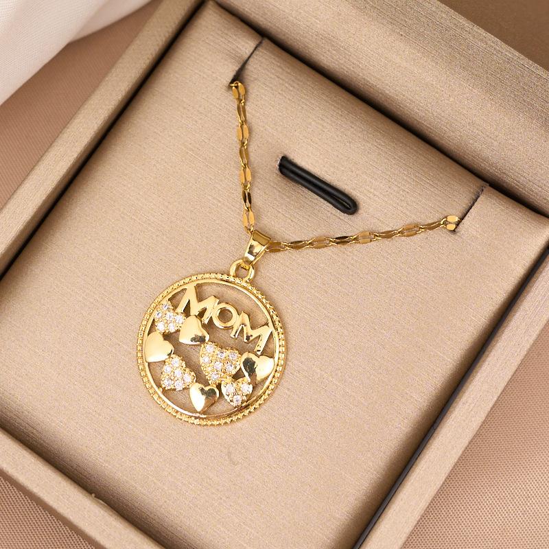 Micro Paved Zircon Heart MOM Letter Pendant Necklace For Women Mom Choker Stainless Steel Chain Jewelry Mini Mother's Day Gift