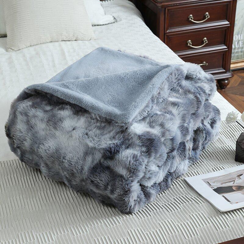 Толстый и Теплый Современный Плед Осень и Зима Пузырьковый Бархат Плед из Кроличьего Меха Плюшевое Покрывало для Дивана Наволочка Мягкая и Удобная Простыня
