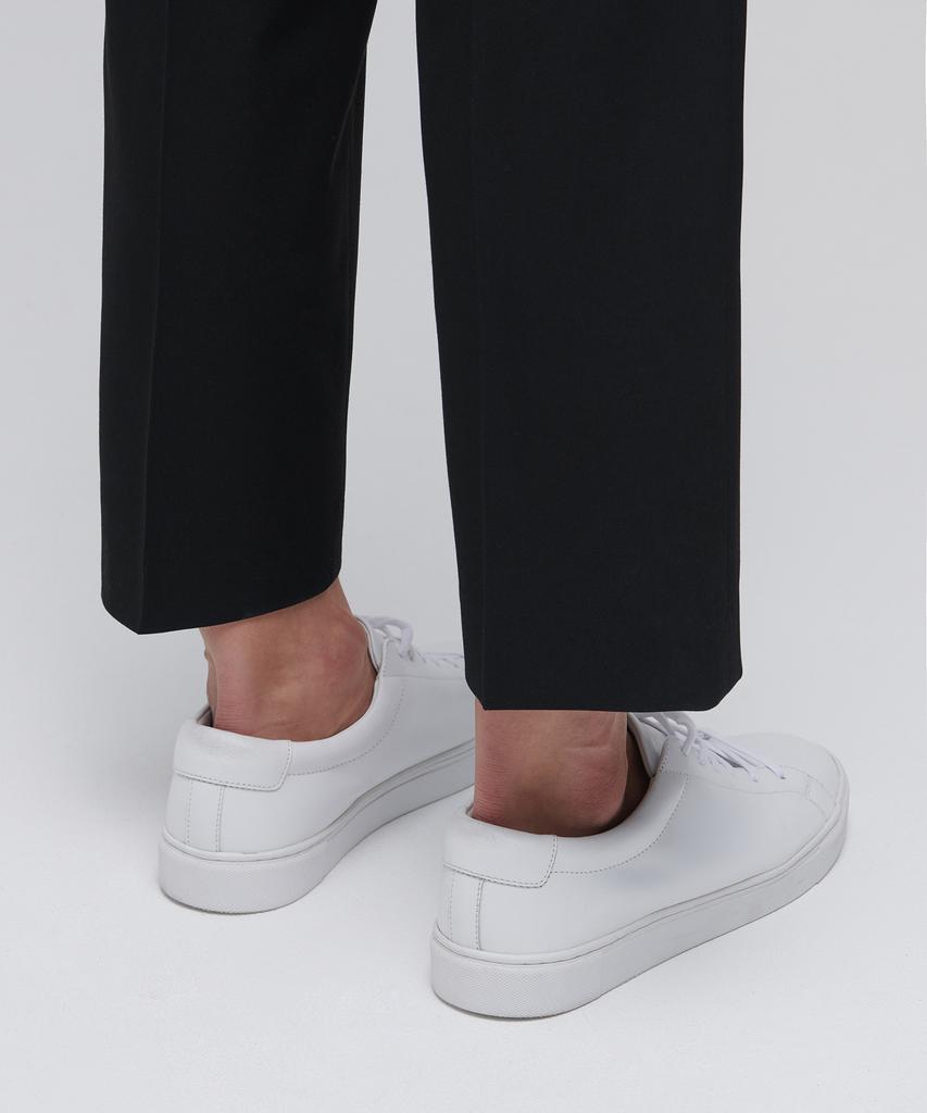 MUSINSA STANDARD Wide Hidden Banding Crop Slacks [Black]