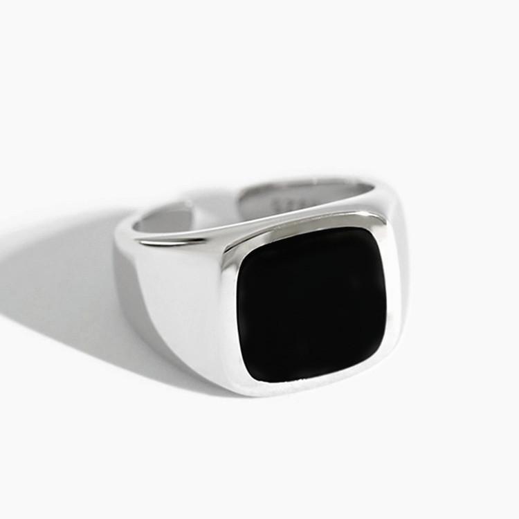Korean Style Cold Style Black Glue Square Ring for Men and Women, Simple Design, Trendy Open Ring Jewelry