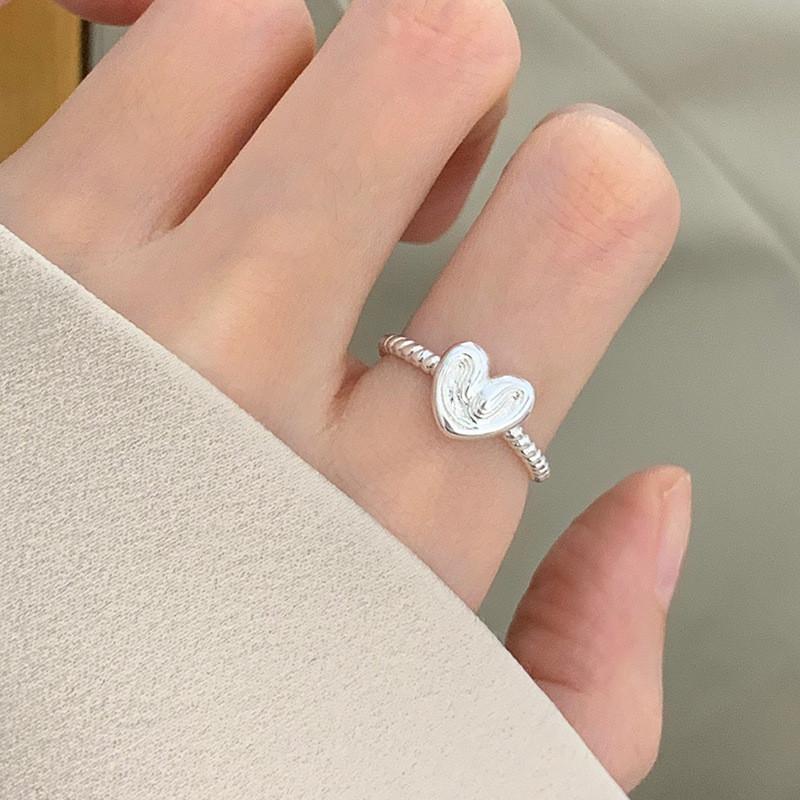 Chic And Unique Korean Style Open Ring For Women With Adjustable Design And Fashionable Heart Shaped Features