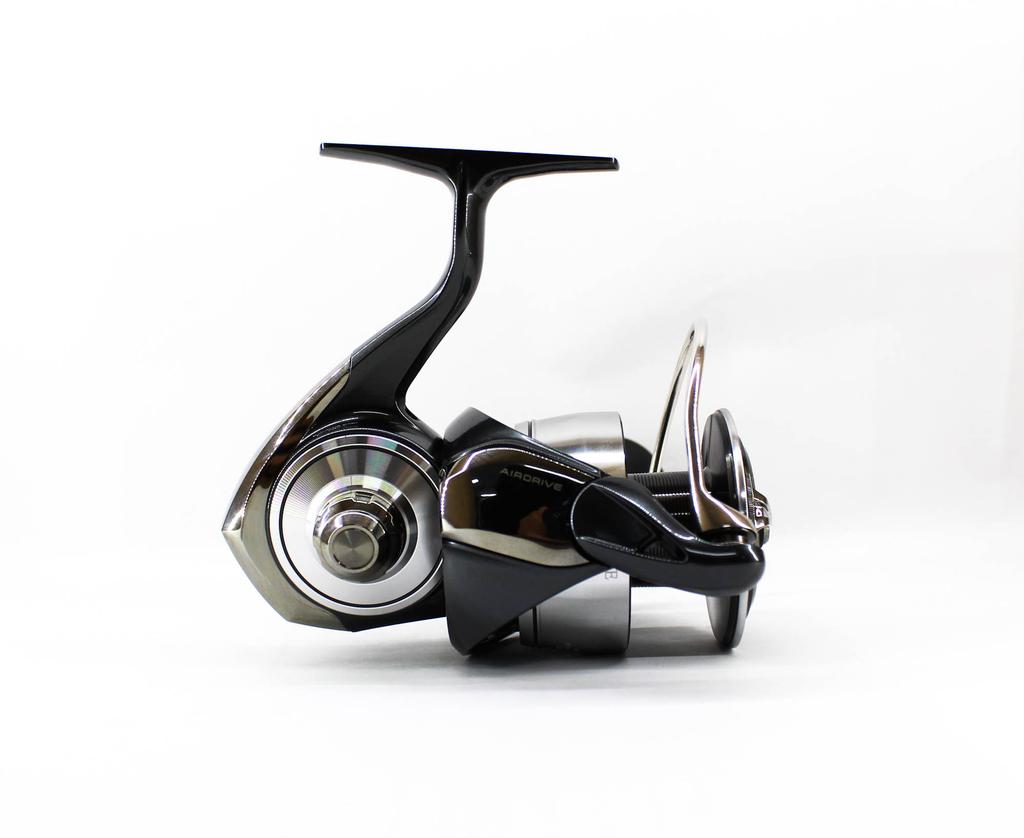 Daiwa Катушка спиннинговая 24 Certate SW 6000-P (4235)