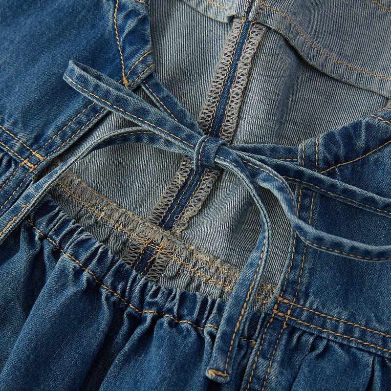 Женский летний набор Semir: футболка с принтом-буквой и джинсовый комбинезон на лямках