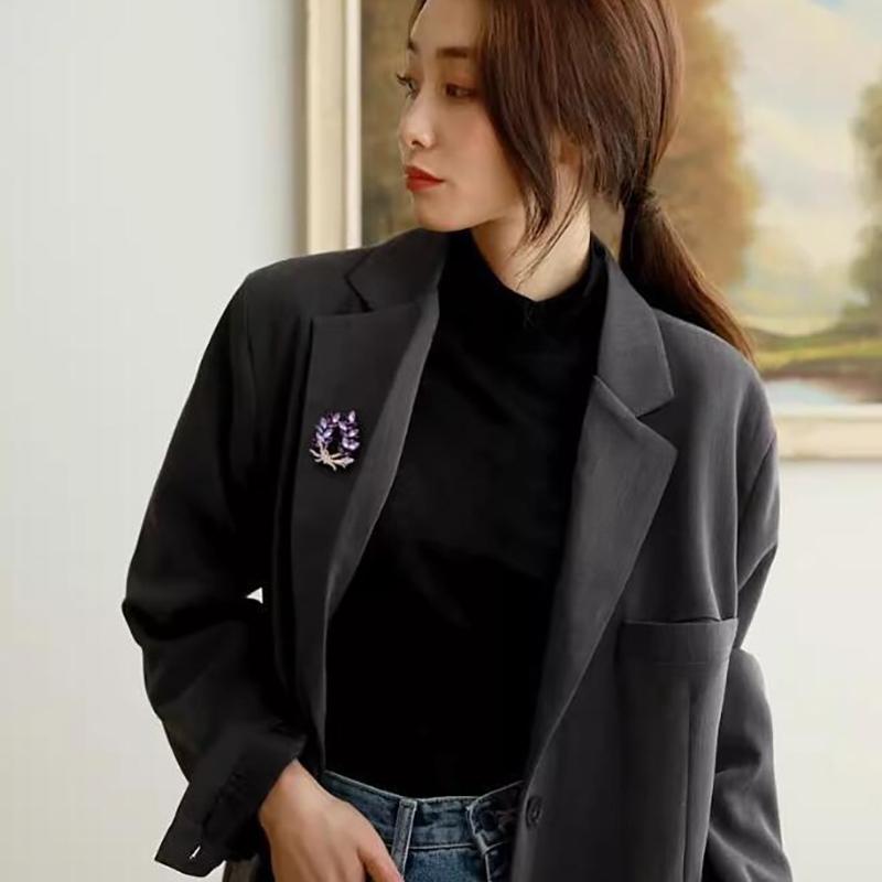 Элегантная фиолетовая брошь-цветок, классическая роскошная булавка для делового костюма для женщин и девочек, универсальная брошь, аксессуары для одежды