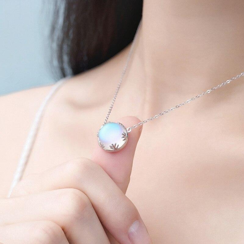 New Women Necklace Aurora Pendant Moonstone Clavicle Chain Scale Light Silver Color Necklaces Elegant Jewelry Festival Gift