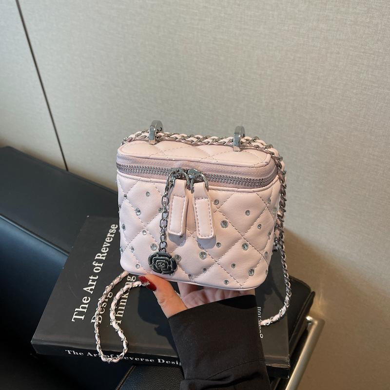 Модная сумка-цепочка ромбовидной формы в стиле Сяосянфэн, женская, 2025, новая, коробка, маленькая квадратная сумка, премиальная, универсальная, сумка-мессенджер