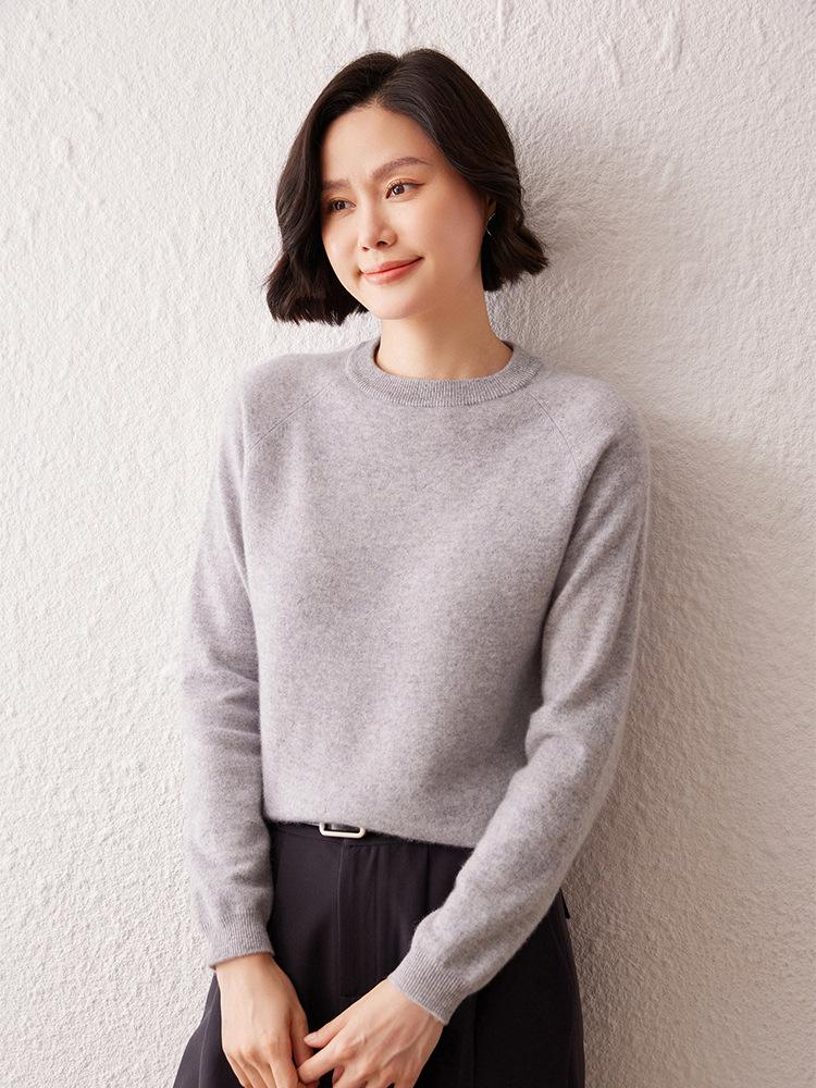 Women's Cashmere Sweater, Autumn/Winter 2026, Round Neck, Raglan Sleeve, Gentle, Loose Slimming Fit, Solid Color.