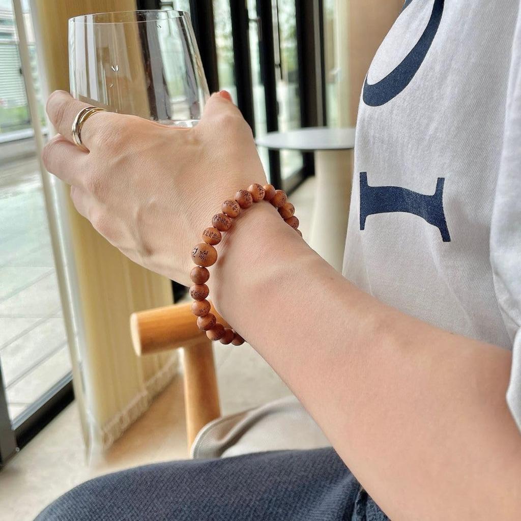 Сутра сердца Сутра сердца резной сандаловое дерево 8 мм молитвенный браслет резиновый обменный билет включен сандаловое дерево ароматное дерево [Японский зал]