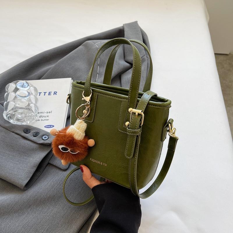 IELGY Fashionable Versatile Shoulder Messenger Bag, Textured Explosive Portable Bucket Bag