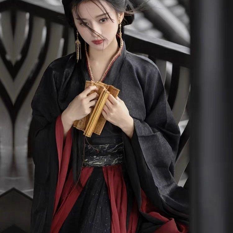 Женский рыцарский костюм Ханфу в китайском стиле династий Вэй и Цзинь