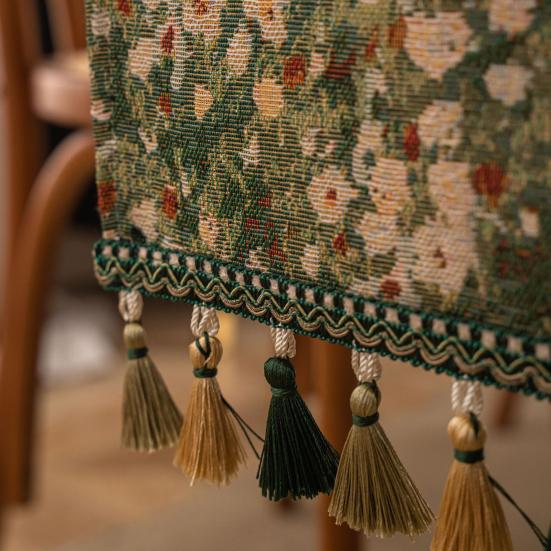 Рождественская зеленая жаккардовая скатерть-дорожка с кисточкой, декоративный праздничный флажок для стола, украшение обеденного стола для дома, ресторана, бара, кухни