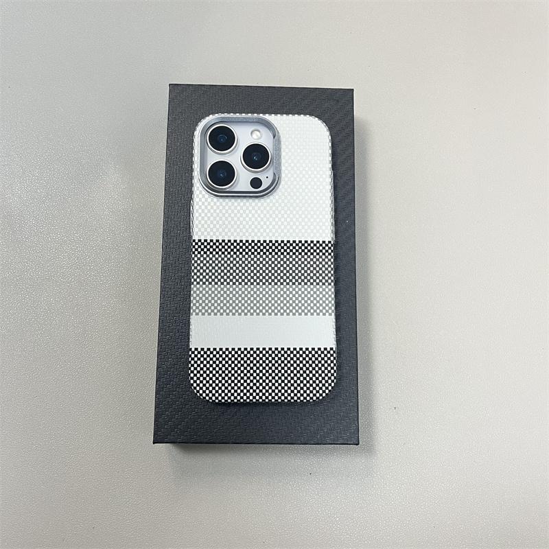 Чехол для MagSafe 16Pro из углеродного волокна с 3D-рельефом для iPhone 16 15 14 13 Pro Max, с беспроводной зарядкой, сплавленная линза, ПК, магнитная крышка