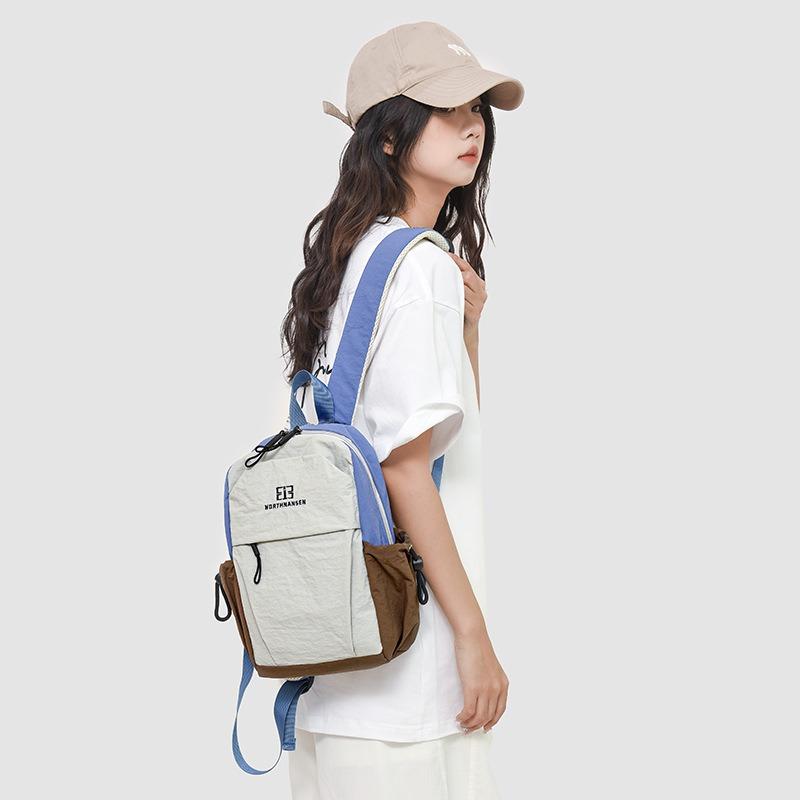 Легкий и универсальный рюкзак, новый простой для путешествий и отдыха, контрастные цвета, школьный рюкзак для альпинизма