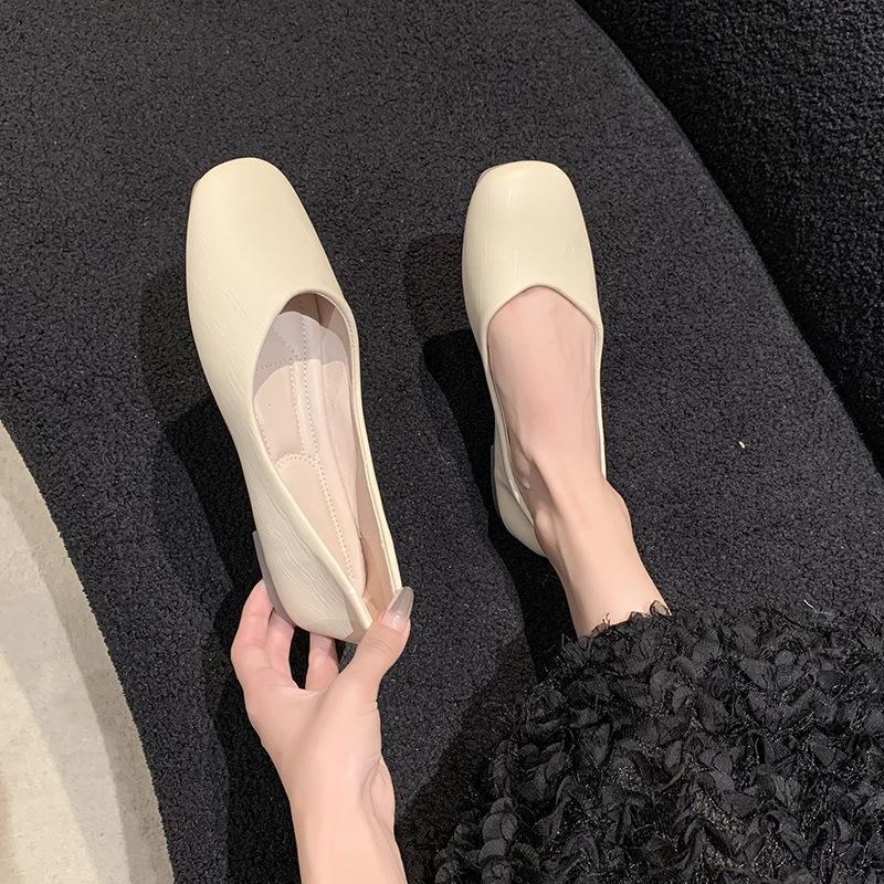 Модная обувь на плоской подошве для женской весны/лета 2025, новая универсальная одинарная обувь для работы, женская обувь на плоской подошве