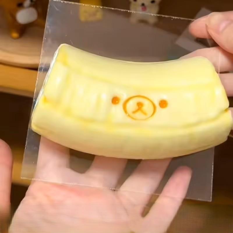 Handmade Simulation Banana Squishy Pinch Slow Rebound Sensory Tool Food Grade Silicone Pressure Ball Gifts