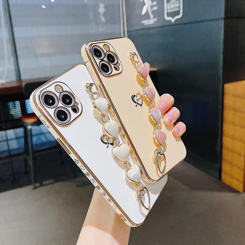 Фланелевый чехол для iPhone 17 Pro с цепочкой-сердечком, подходит для 15/16, для Apple 7p/8plus, защитный чехол с ремешком на запястье