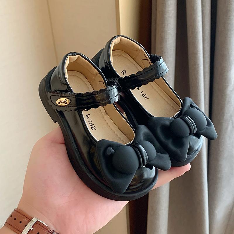 2024 Обувь для малышей для девочек с бантом Весна Осень Новая мода Детская обувь Корейский стиль Нескользящие Детские Повседневные Туфли Лоферы из ПУ