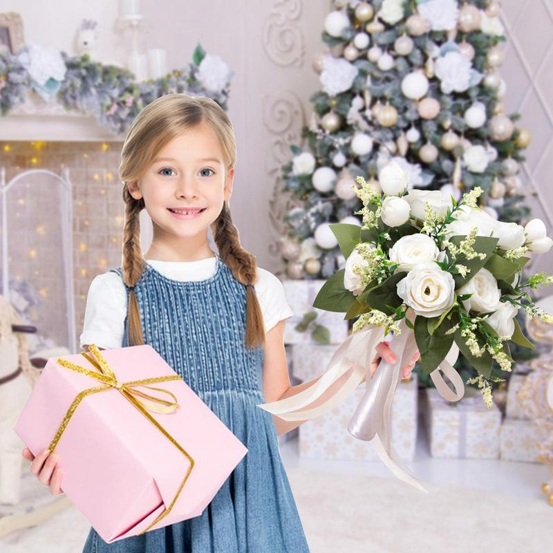 Белый искусственный букет цветов Белые розы Искусственные цветы Букеты для свадьбы Искусственные цветы Костюм Свадебный невеста держит