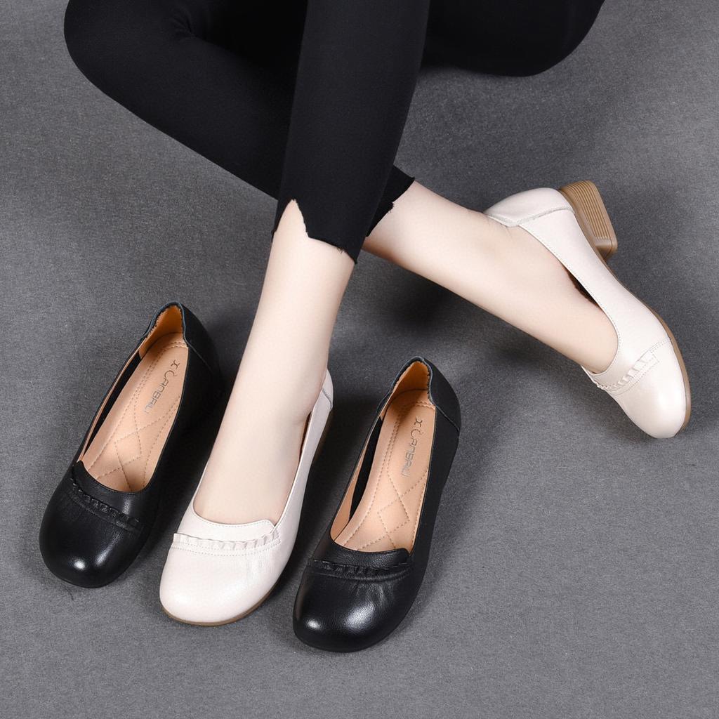Round Head Flat Sole Single Shoes Women's Shoes 2024 Spring and Summer New First-layer Cowhide Lotus Leaf Edge Shallow Mouth Loafers Women's Lazy Sh