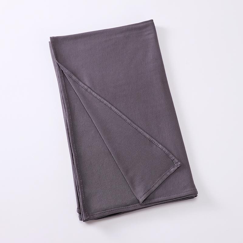 Премиальный джерси Мгновенный хиджаб Хороший шов Эластичный джерси Шарф Малайзия Обертывания Однотонный Мусульманский Тюрбан Повязка на голову Шали Поставщик