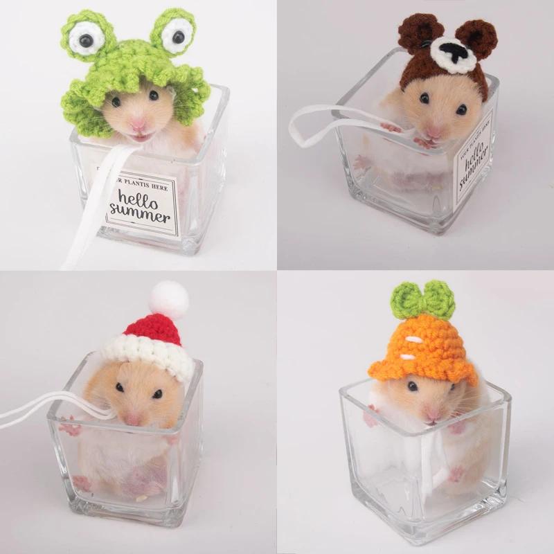 Cute Handmade Knitted Hat Hamster Decoration Chipmunk Guinea Pig Hamster Accessories Hamster Toy Halloween Christmas Pet Decor