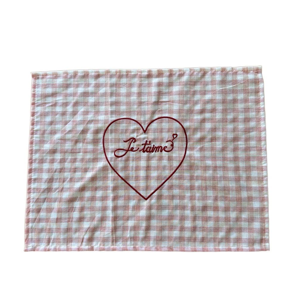 Square Heart Embroidered Placemats Elegant Background Cloth Durable Table Mat Restaurant