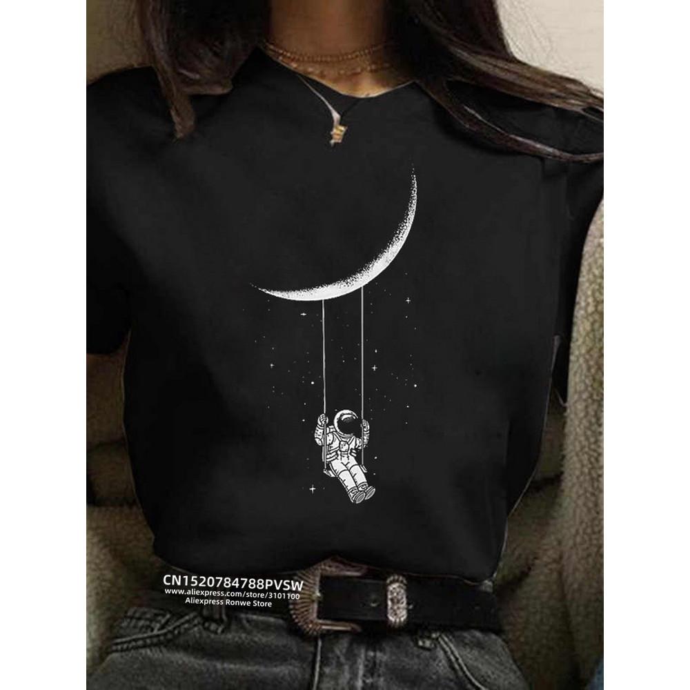 Women Moon Harajuku Funny 90s Girl T Shirt Cartoon Graphic Printed Black Ladies T-shirt Casual Woman Shirt Kawaii Tee Shirt