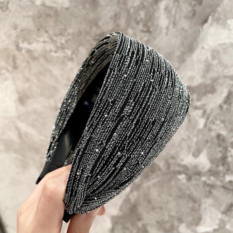 French Elegance Black Series Pearl Headband with Teeth - Autumn/Winter Collection