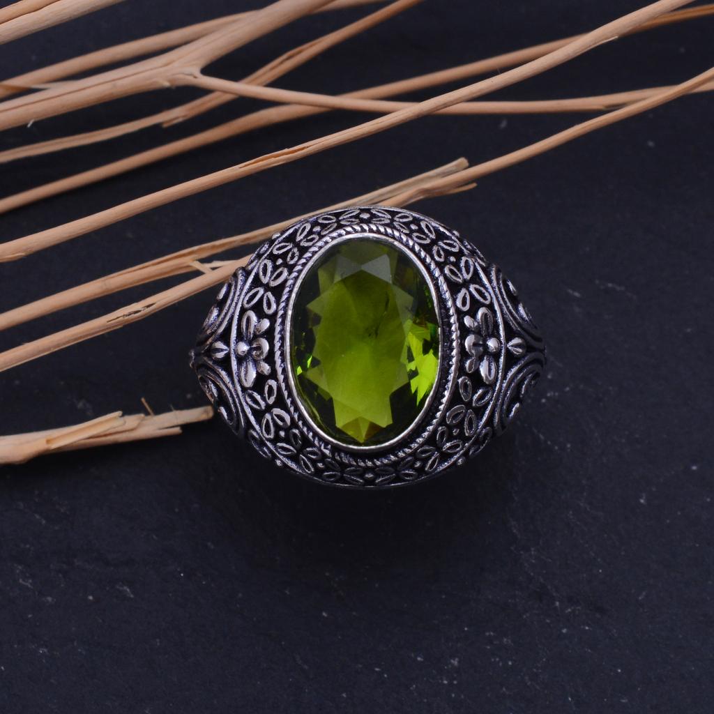 Natural Peridot Gemstone Handmade 925 Sterling Silver Jewelry Ring Size 6 C1W94