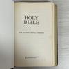 [Б/У] СВЯТАЯ БИБЛИЯ Версия на новом международном языке Кожа
