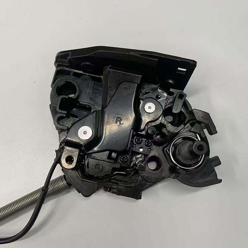 Toyota Hiace Smart Electric Soft-Close Suction Doors