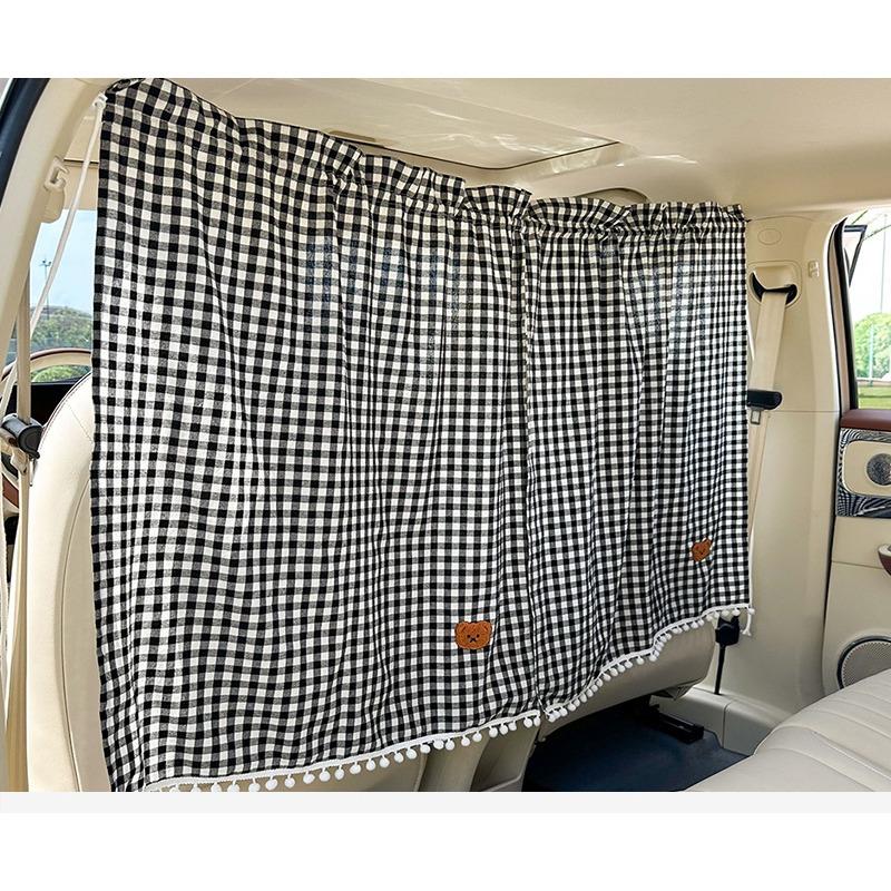 Cartoon Bear Hanging Two Piece Car Privacy Partition Curtain Sunscreen Heat Insulation Vehicle Sun Shade