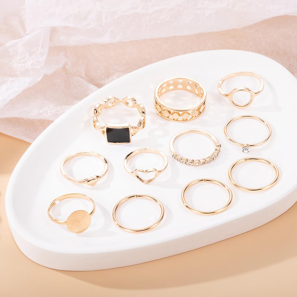 Золотое кольцо с бриллиантом в полую точку и геометрическим узором Love, 11 шт./компл.