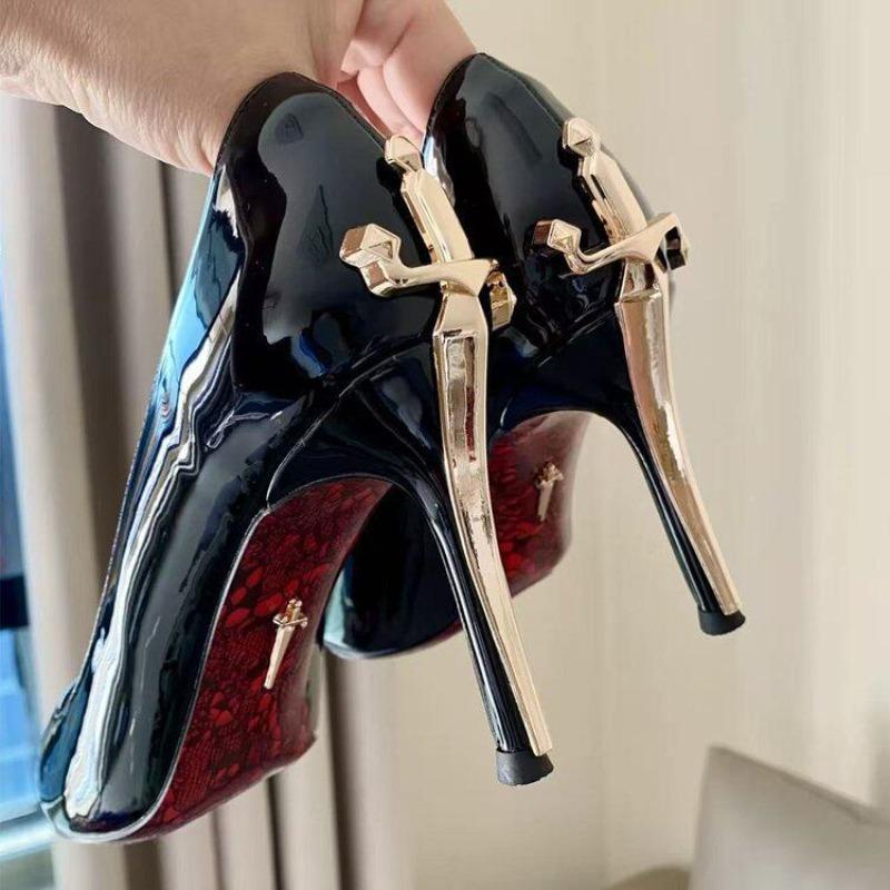 Red-soled high-heeled shoes for women's new black scepter, thin heels, not tired feet, royal sister, sexy pointed single shoes