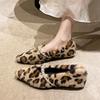 Fashion Pearl Beaded Fur Pointed Toe Flats Leopard Cotton Boots Winter Fashion New Short Plush Shallow Warm Shoes 2025 Trend Snwo Botas