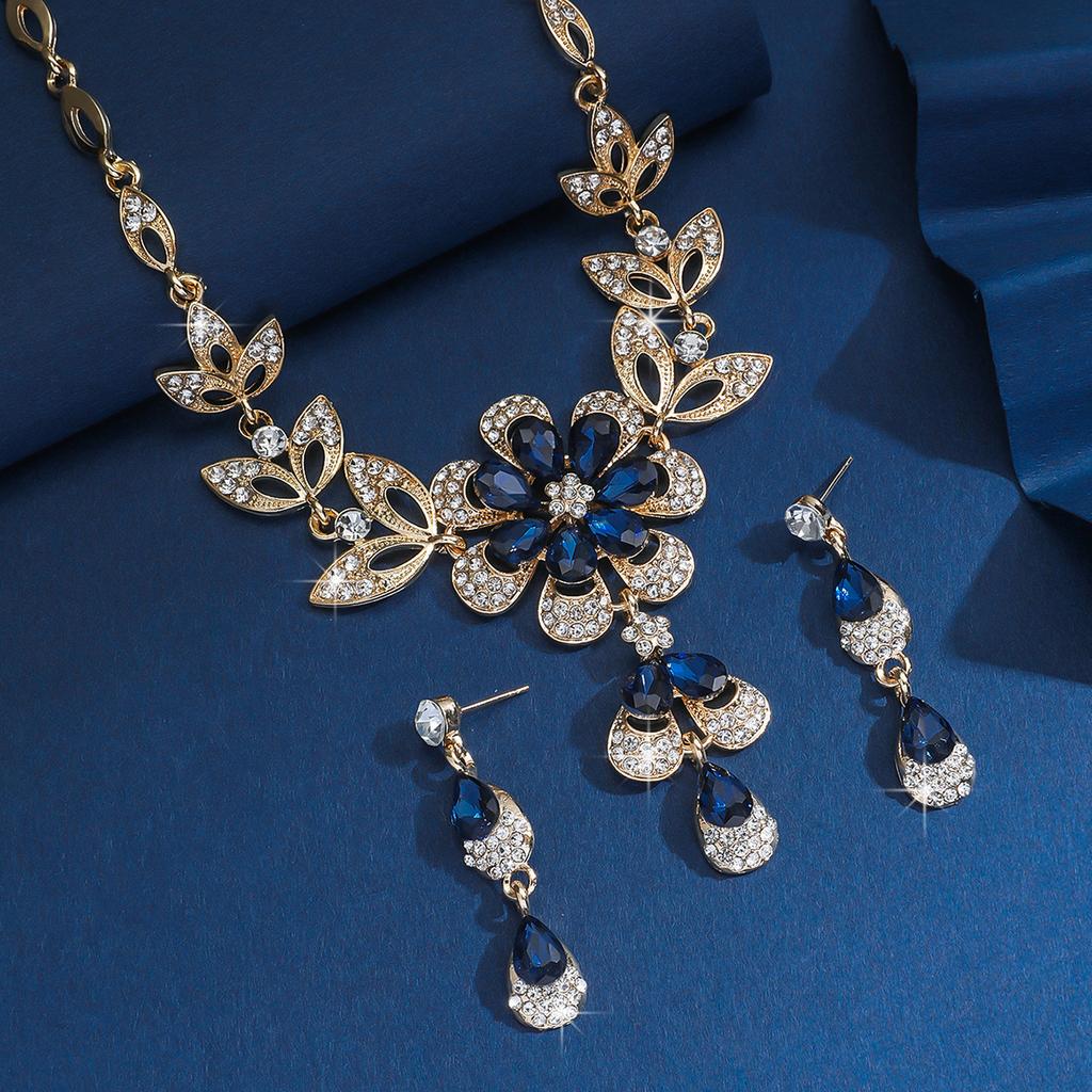 Набор из 3 предметов: женское модное ожерелье, серьги, циркониевый набор с цветочной серией. Подходит для свадьбы, вечеринки, фестиваля, подарков.
