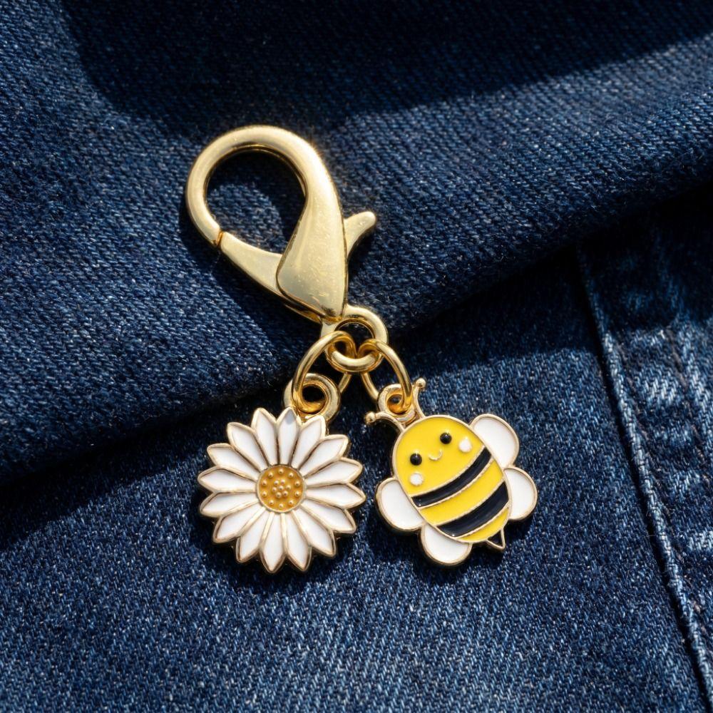 Ornaments Bee Flower Pendant Oil Dripping Bag Hanging Key Ring Bee Keychain Bag Key Decor