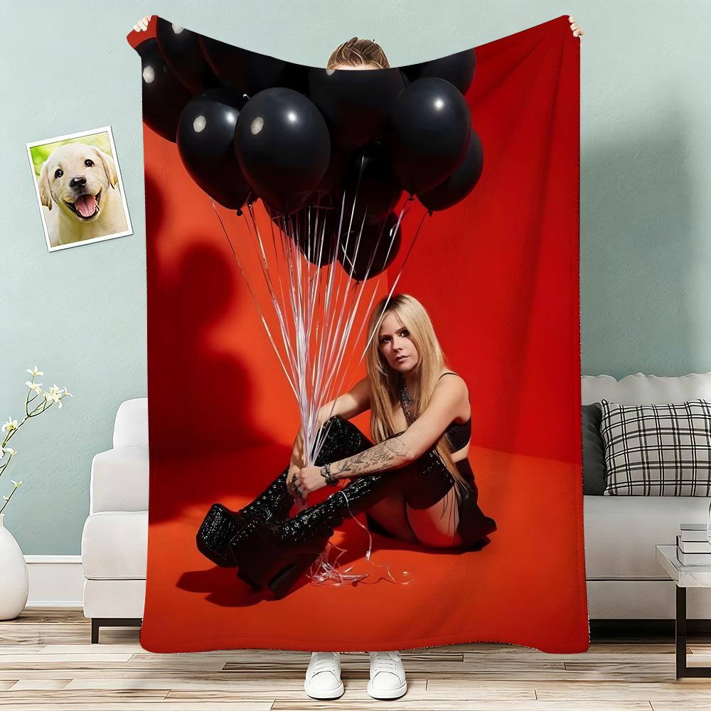 Star Singer Avril Lavigne Throw Lightweight 240g Flannel Blanket Soft Skin-friendly for Summer Cooling
