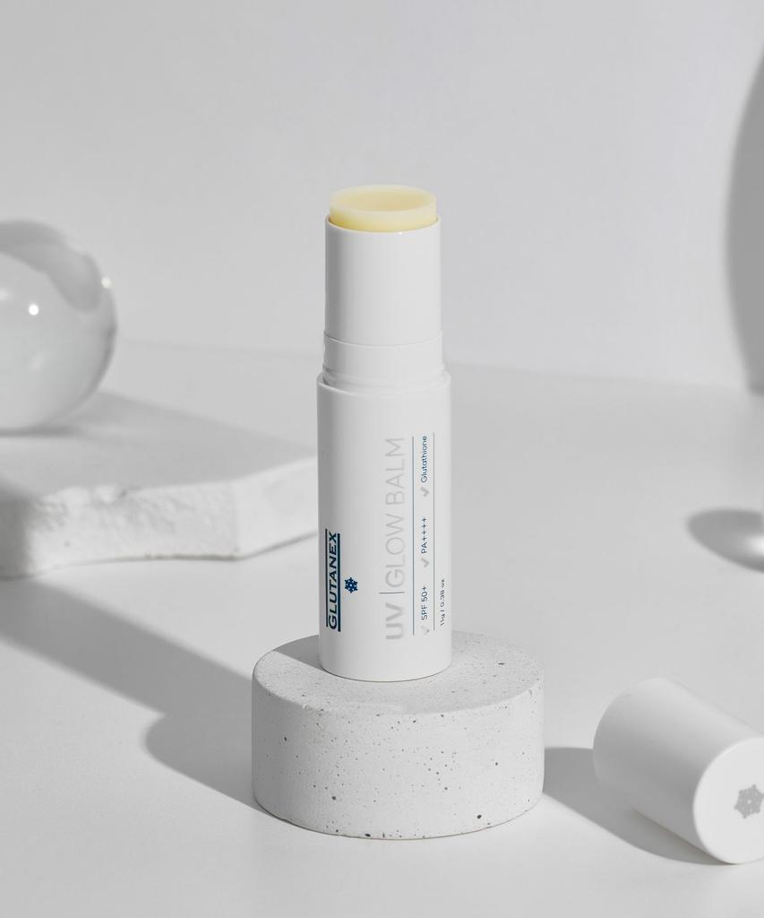 UV Glow Balm SPF50+ PA++++ Matte On the Outside, Moist On the Inside Sun Stick