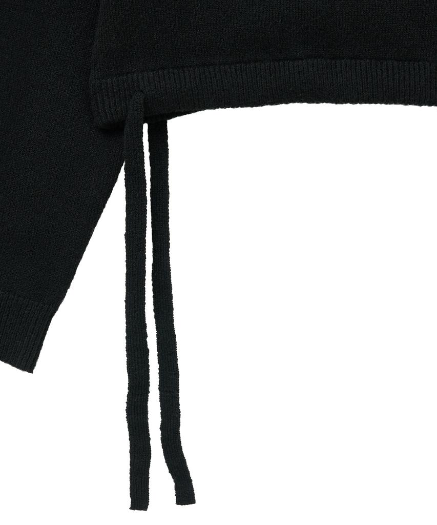 NOIRER FOR WOMAN Two-Way Off-Shoulder V-Neck Knit (Black)